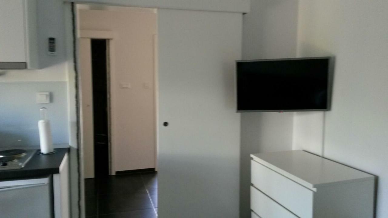Madzari - Ciovo - Pool Apartment *